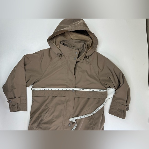 L.L. Bean VTG Wool Lined Waterproof Hooded Trench Coat Womens Medium Petite - Picture 9 of 14